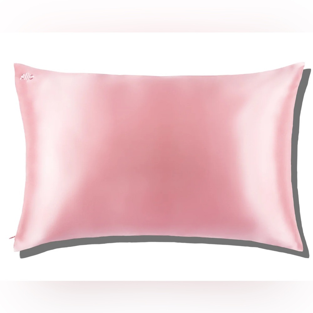 NIB SLIP Silk Candy Queen Zippered Pillowcase